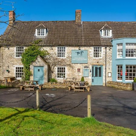 The Horse And Groom Inn Malmesbury Exterior foto